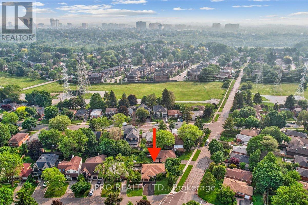 34 Appledale Road, Toronto, Ontario  M9B 5G4 - Photo 36 - W12203992