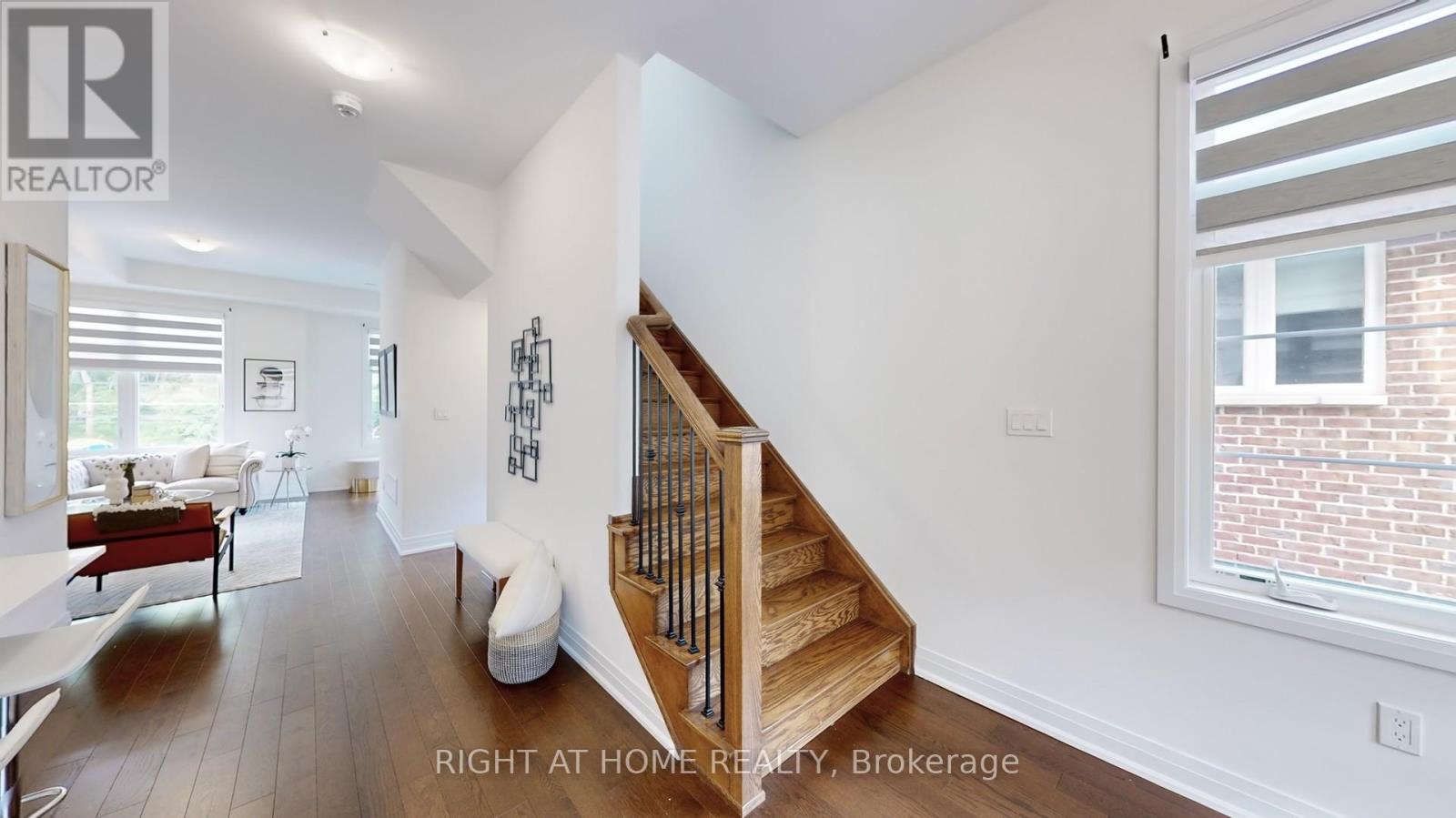 197 Wyndham Street, Mississauga, Ontario  L5M 2S5 - Photo 21 - W12203995