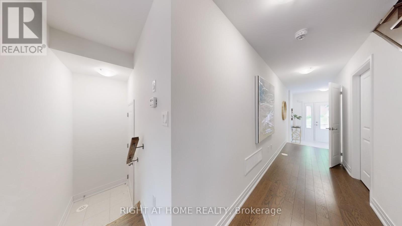 197 Wyndham Street, Mississauga, Ontario  L5M 2S5 - Photo 42 - W12203995
