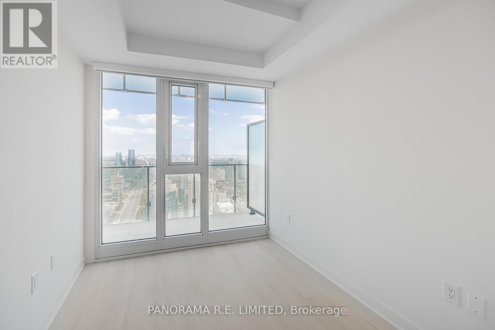 3112 - 3900 Confederation Parkway, Mississauga, Ontario  L5B 0M3 - Photo 8 - W12204006