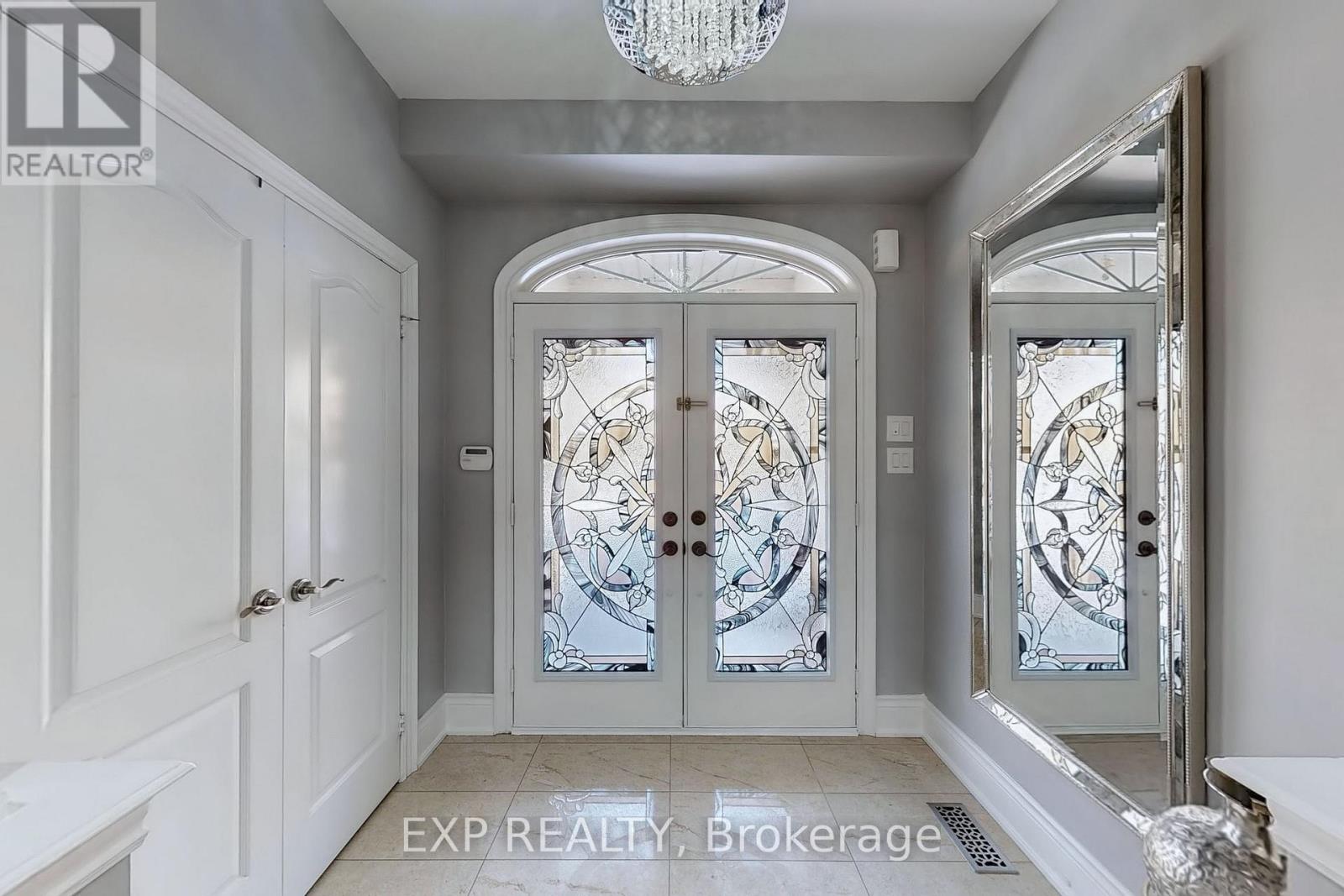 88 Royal West Drive, Brampton, Ontario  L6X 0Z8 - Photo 18 - W12040329