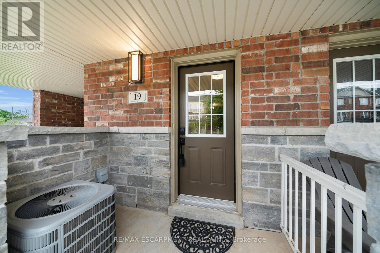 19 Nisbet Boulevard, Hamilton, Ontario  L8B 0T1 - Photo 38 - X12203996