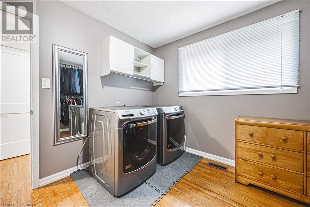 4 Manning Court, Hamilton, Ontario  L9A 3E5 - Photo 24 - 40738432