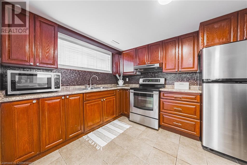 4 Manning Court, Hamilton, Ontario  L9A 3E5 - Photo 29 - 40738432