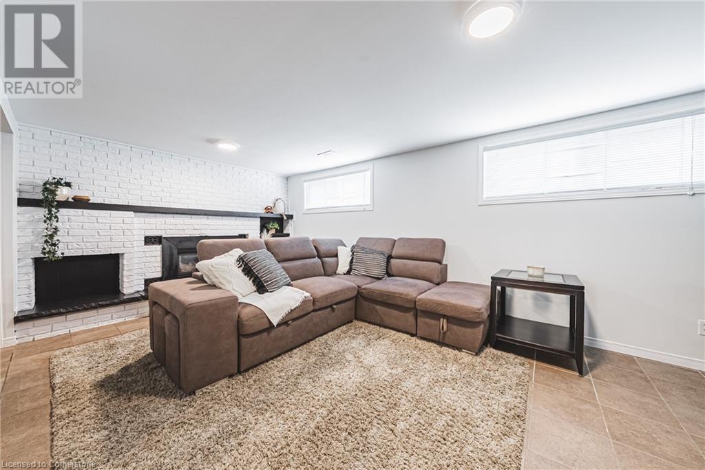 4 Manning Court, Hamilton, Ontario  L9A 3E5 - Photo 31 - 40738432