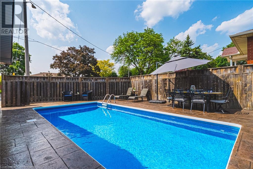 4 Manning Court, Hamilton, Ontario  L9A 3E5 - Photo 42 - 40738432