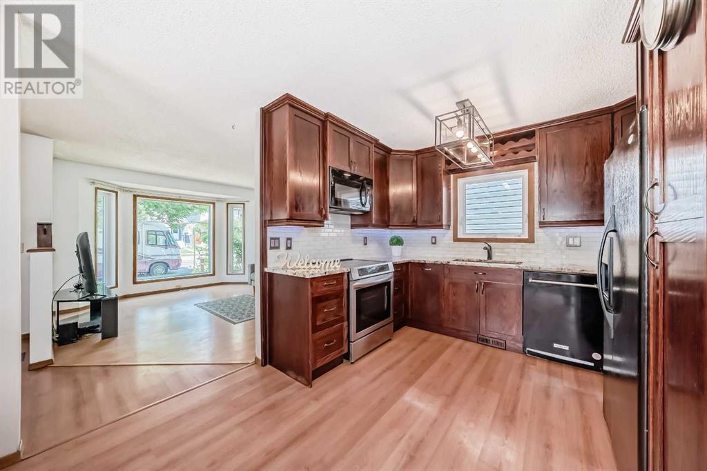 101 Taradale Drive Ne, Calgary, Alberta  T3J 3E4 - Photo 13 - A2211109