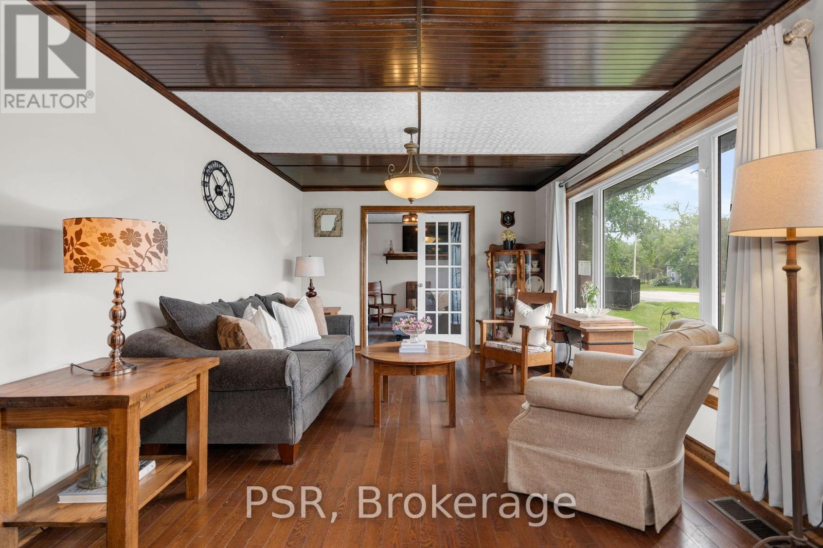 Property at 206 WILLIAM STREET image 5
