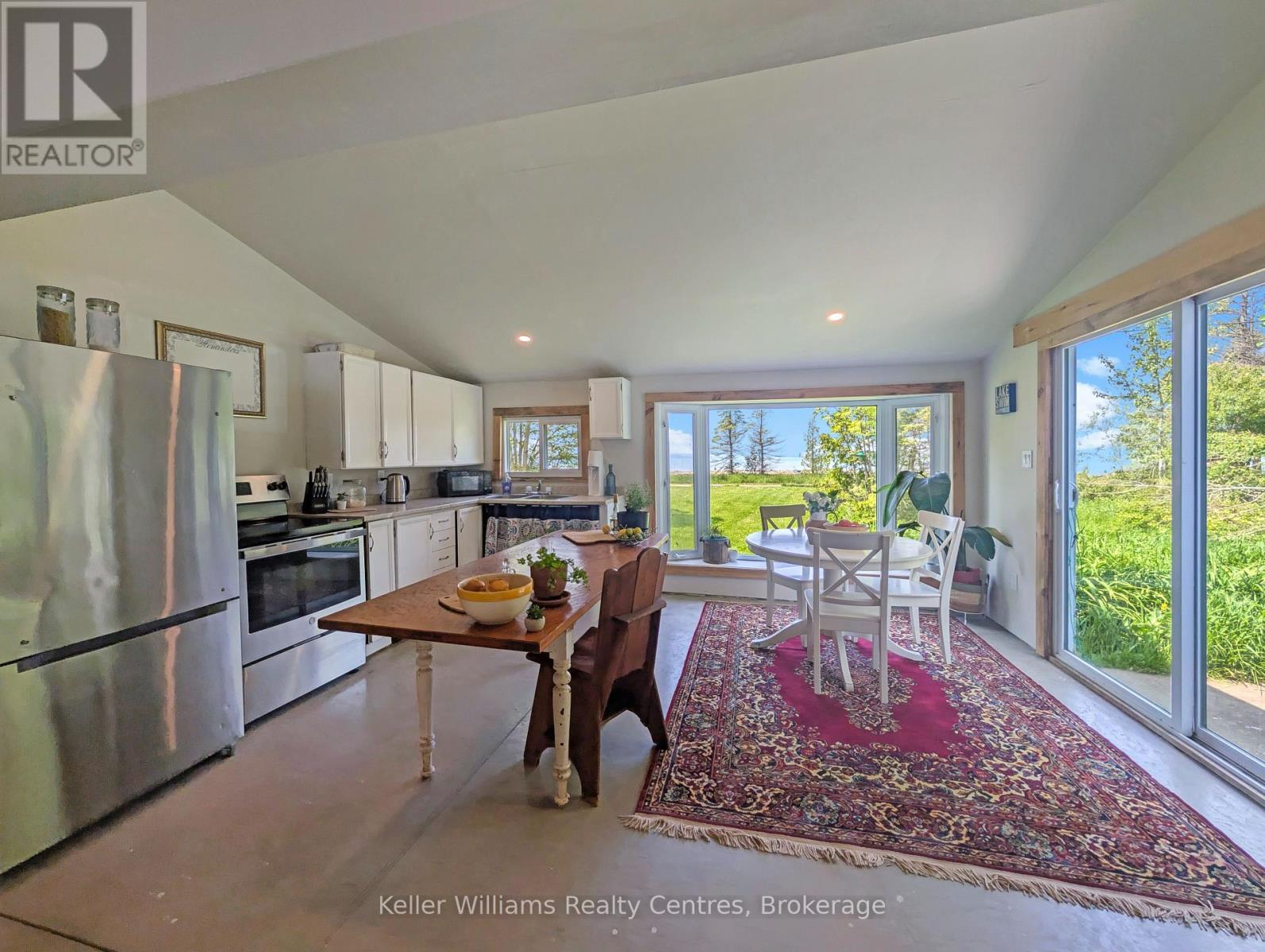 31 Waterview Road, South Bruce Peninsula, Ontario  N0H 2T0 - Photo 17 - X12204039