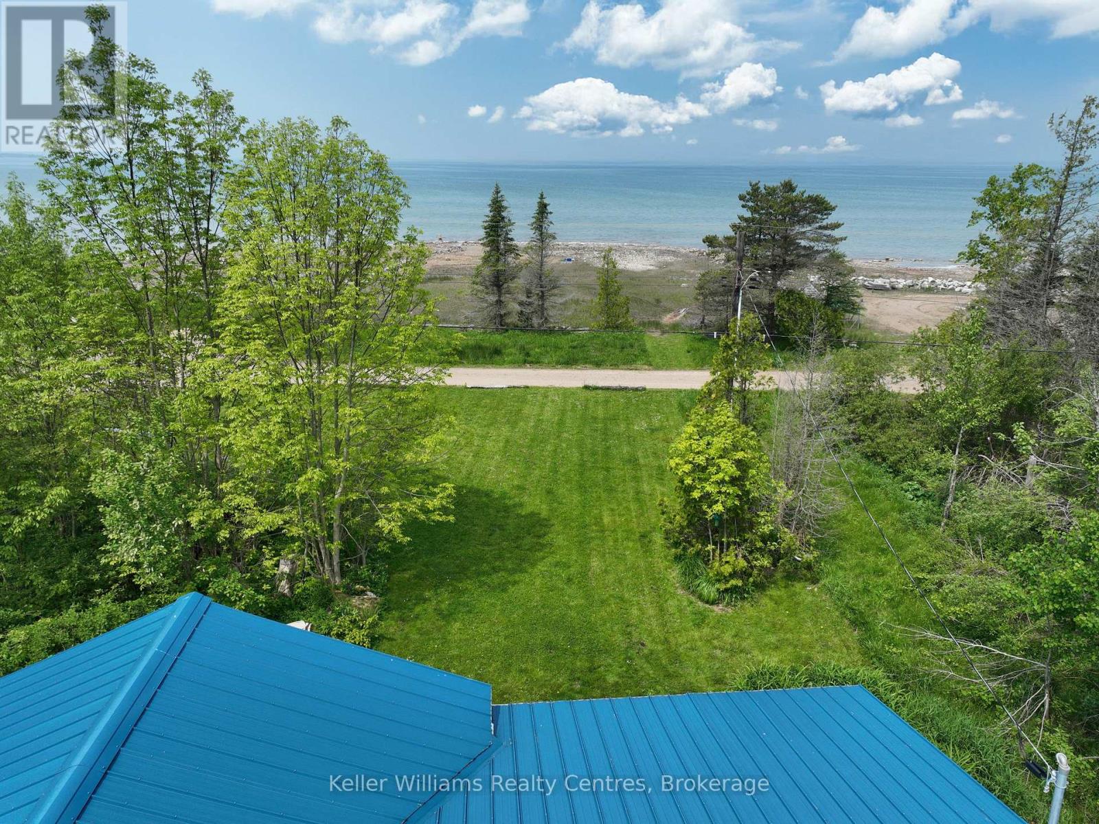 31 Waterview Road, South Bruce Peninsula, Ontario  N0H 2T0 - Photo 2 - X12204039