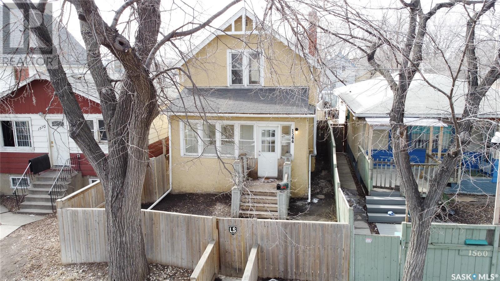 1566 RETALLACK STREET, Regina, Saskatchewan