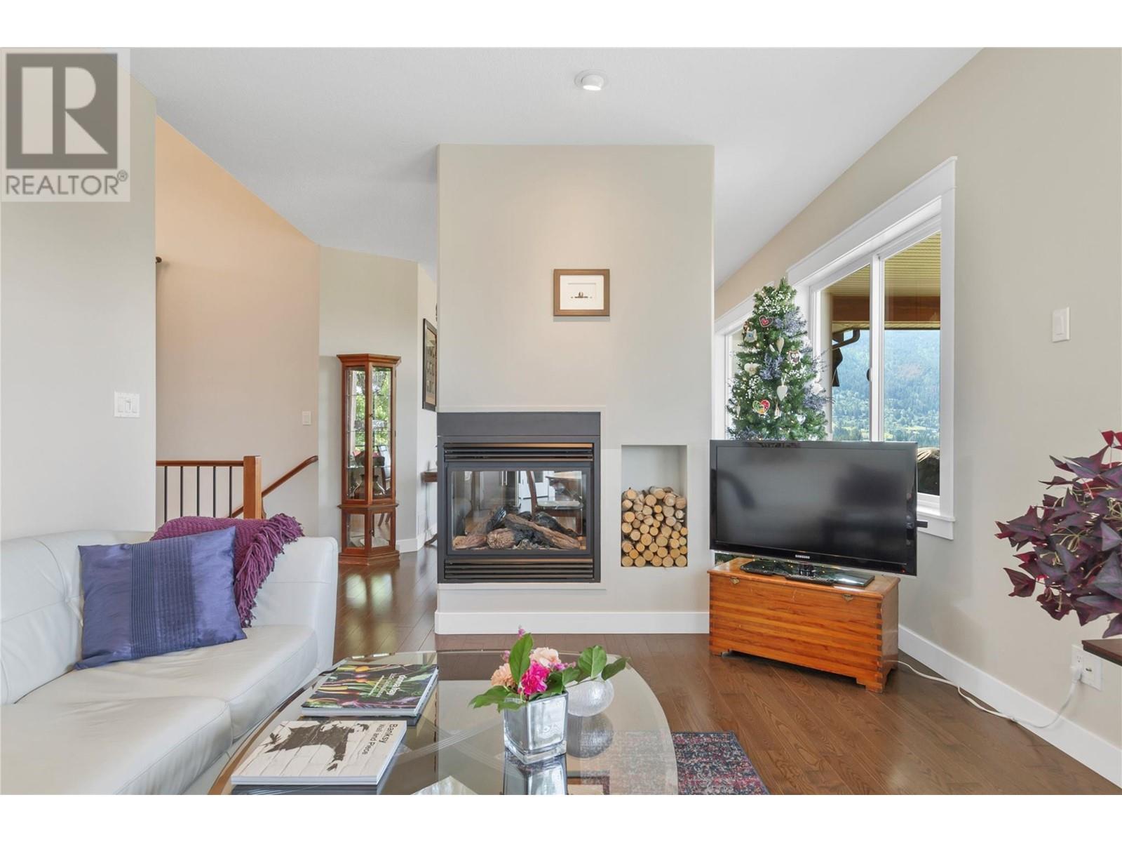 6518 Blackcomb Way, Vernon, British Columbia  V1B 4E1 - Photo 20 - 10351092