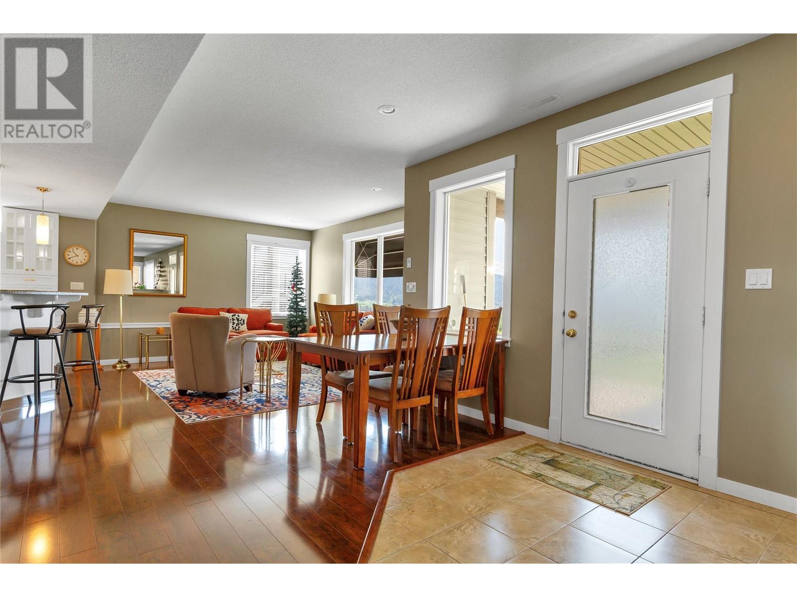 6518 Blackcomb Way, Vernon, British Columbia  V1B 4E1 - Photo 33 - 10351092