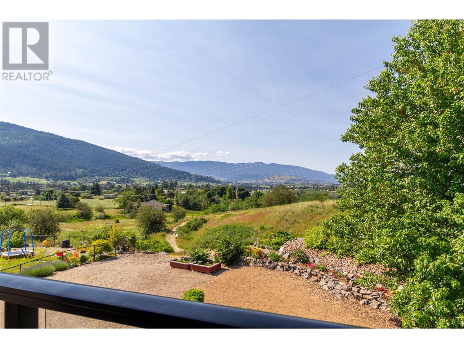 6518 Blackcomb Way, Vernon, British Columbia  V1B 4E1 - Photo 53 - 10351092