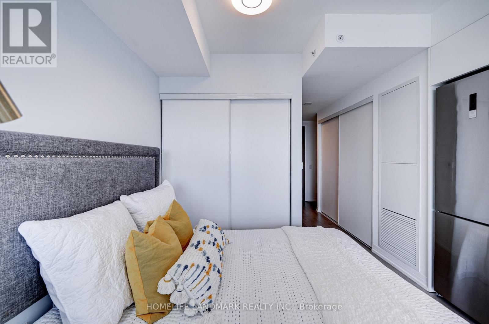 4307 - 251 Jarvis Street, Toronto, Ontario  M5B 0C3 - Photo 13 - C12204032