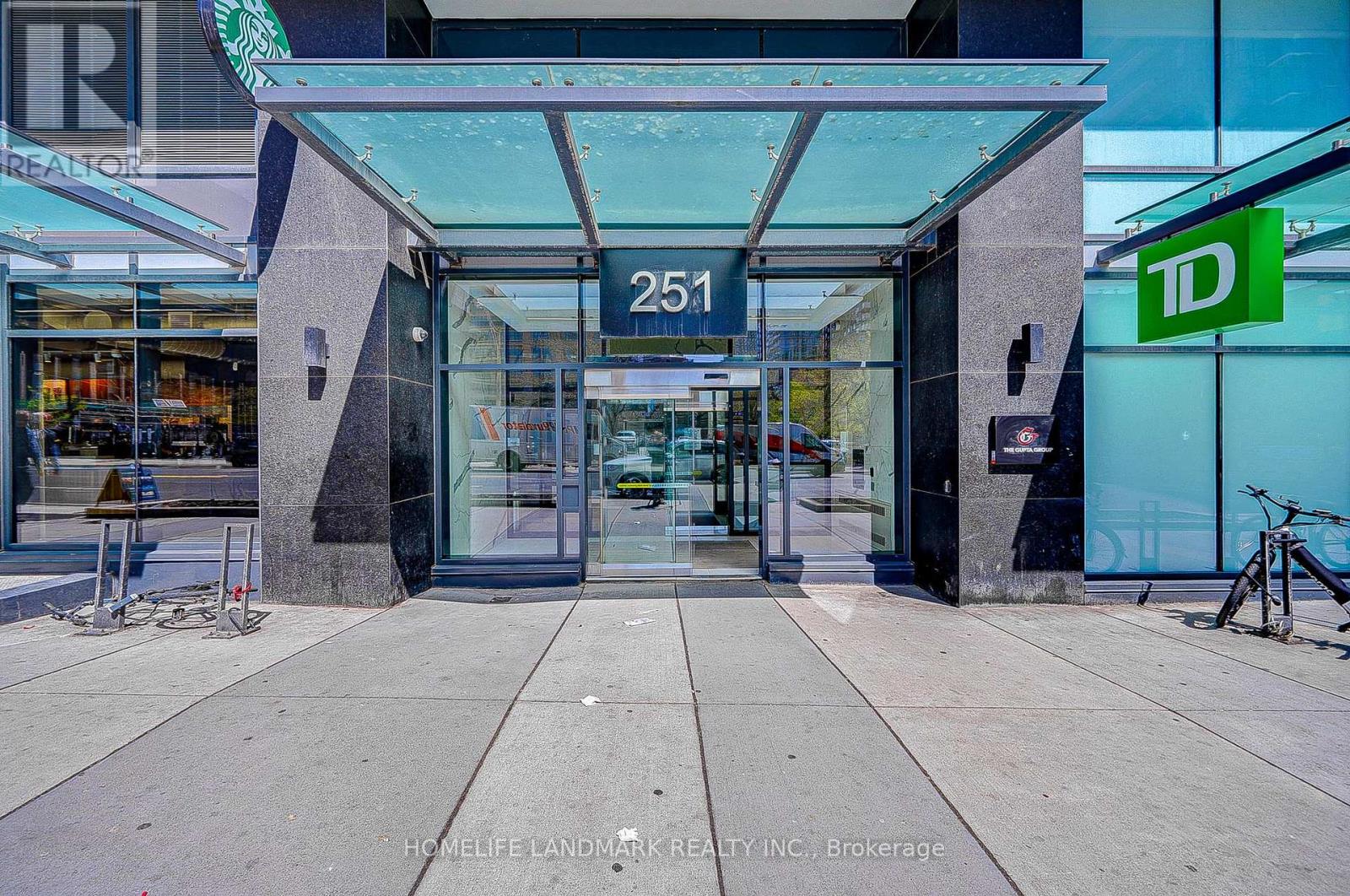 4307 - 251 Jarvis Street, Toronto, Ontario  M5B 0C3 - Photo 2 - C12204032