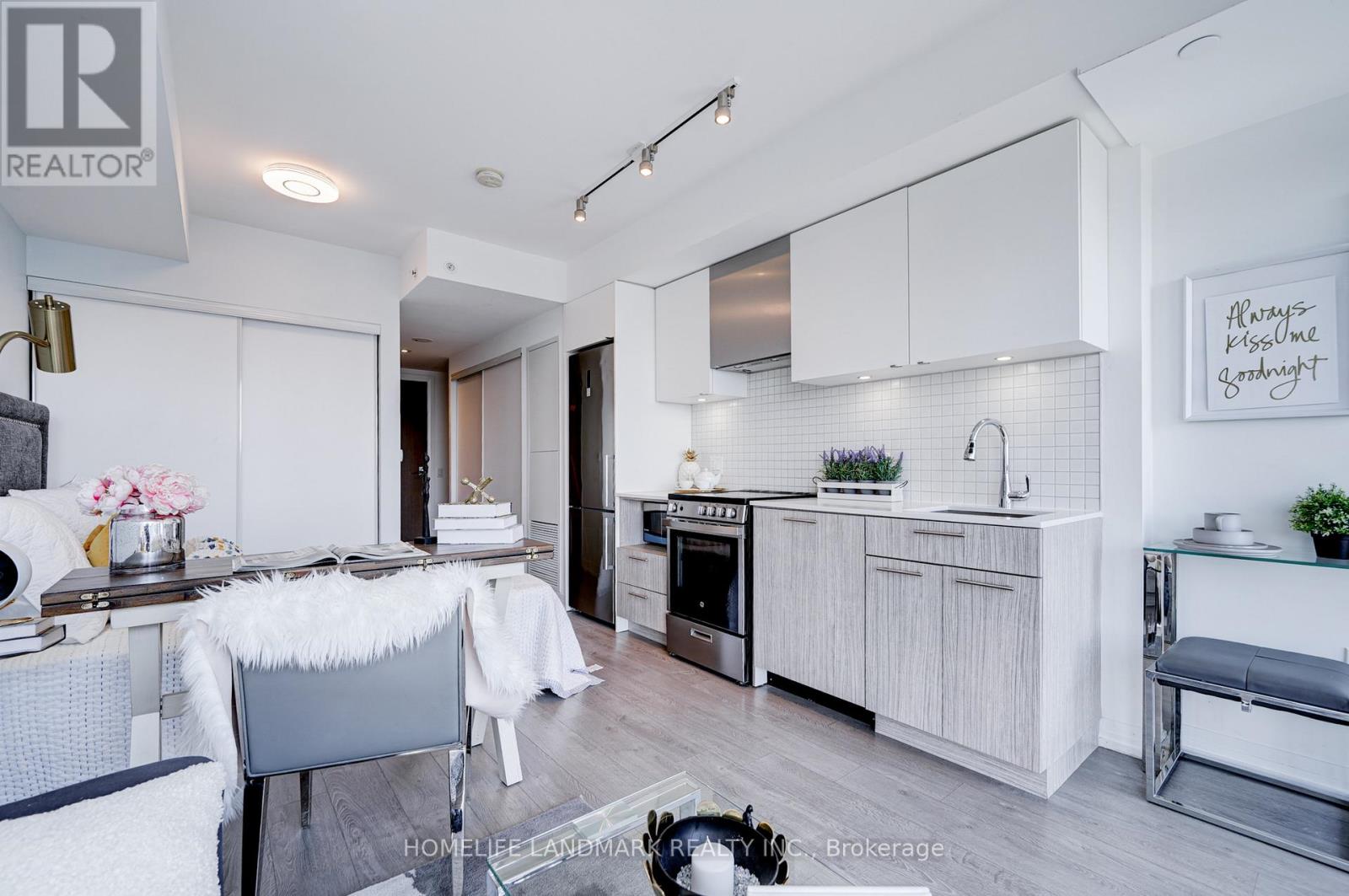 4307 - 251 Jarvis Street, Toronto, Ontario  M5B 0C3 - Photo 21 - C12204032
