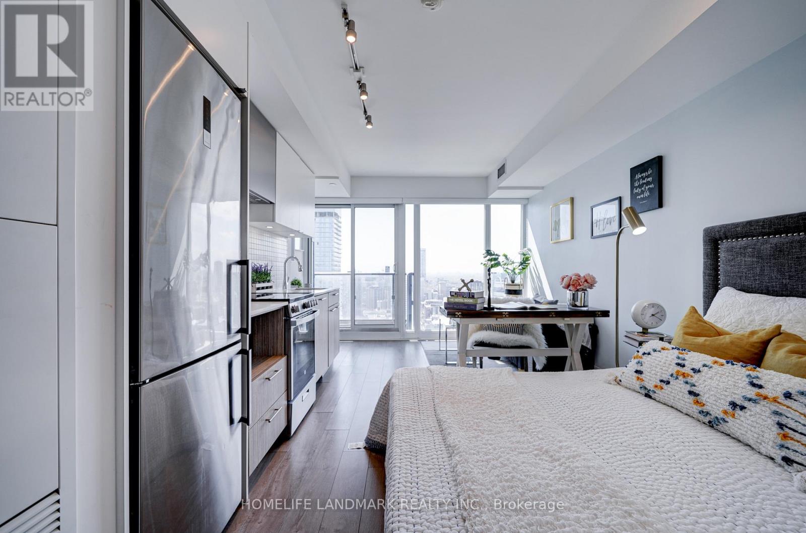 4307 - 251 Jarvis Street, Toronto, Ontario  M5B 0C3 - Photo 22 - C12204032