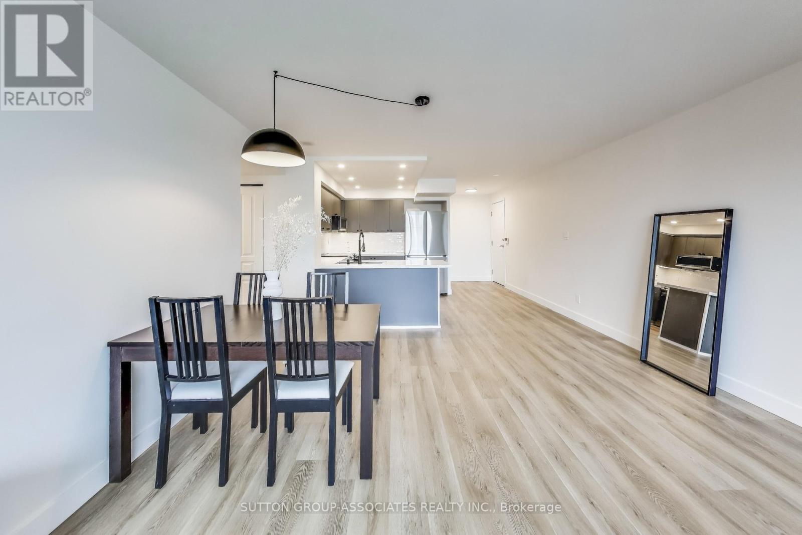 818 - 323 Richmond Street E, Toronto, Ontario  M5A 4R3 - Photo 8 - C12204035