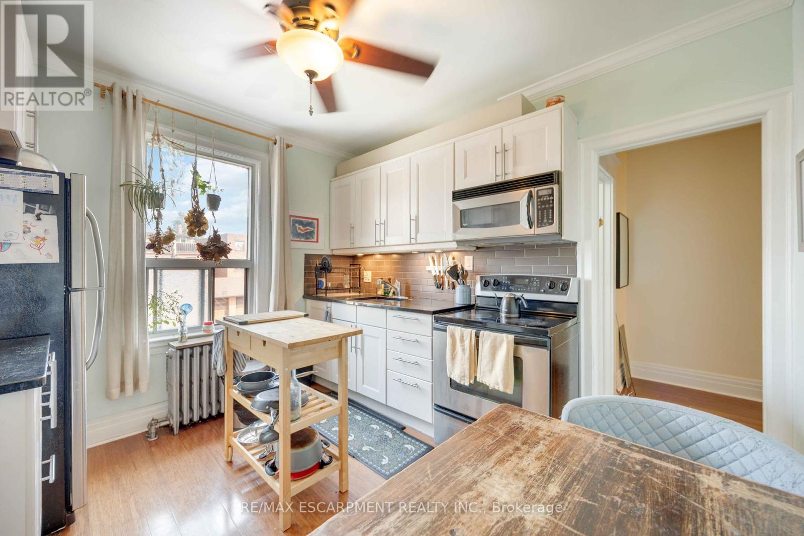 689 Dovercourt Road, Toronto, Ontario  M6H 2W7 - Photo 24 - C12204054