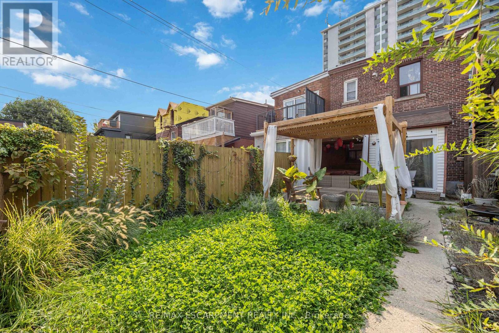 689 Dovercourt Road, Toronto, Ontario  M6H 2W7 - Photo 41 - C12204054