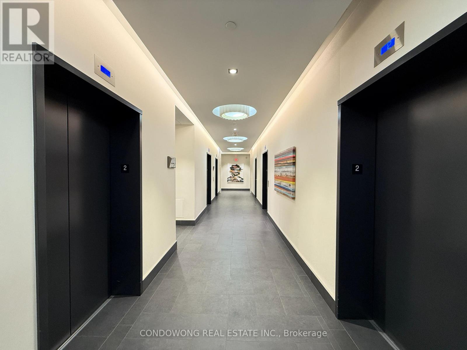 2012 - 10 York Street, Toronto, Ontario  M5J 0E1 - Photo 14 - C12204063