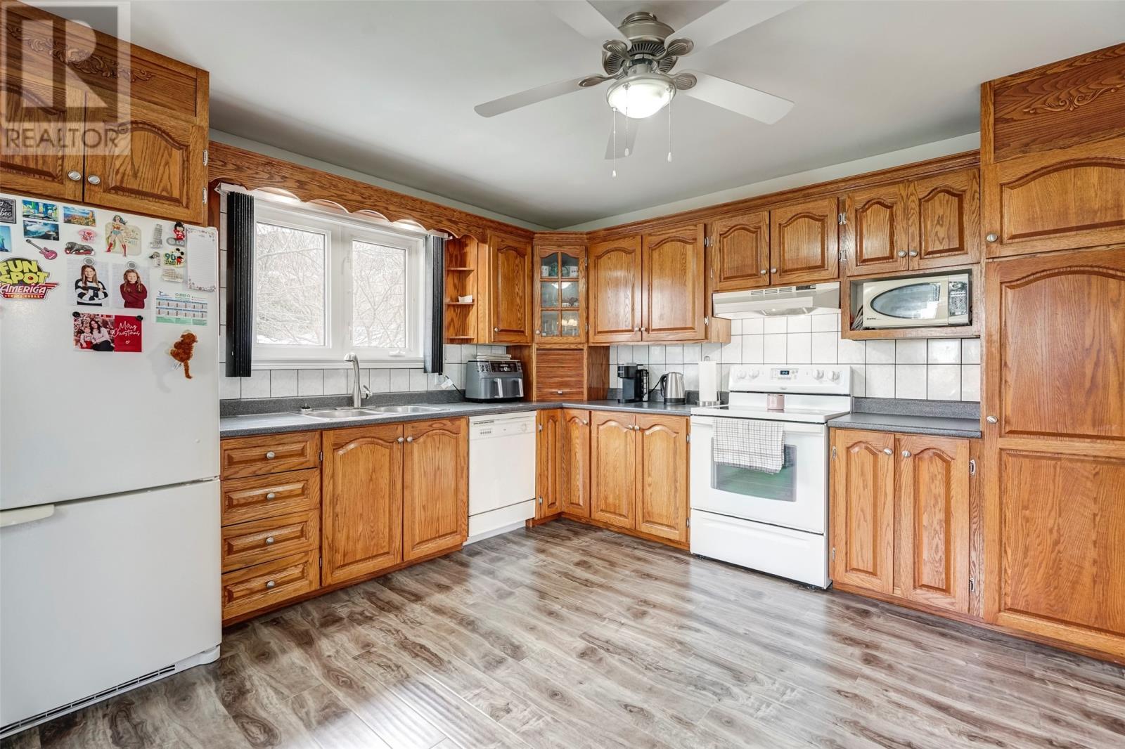 20-22 Husseys Road, Upper Island Cove, Newfoundland & Labrador  A0A 4E0 - Photo 8 - 1284999