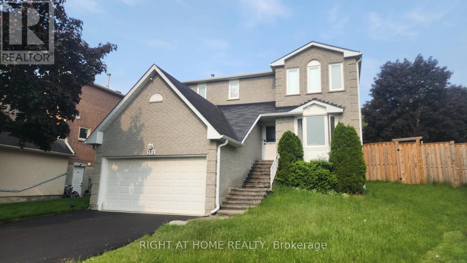362 JACK RETTIE COURT, Newmarket, Ontario