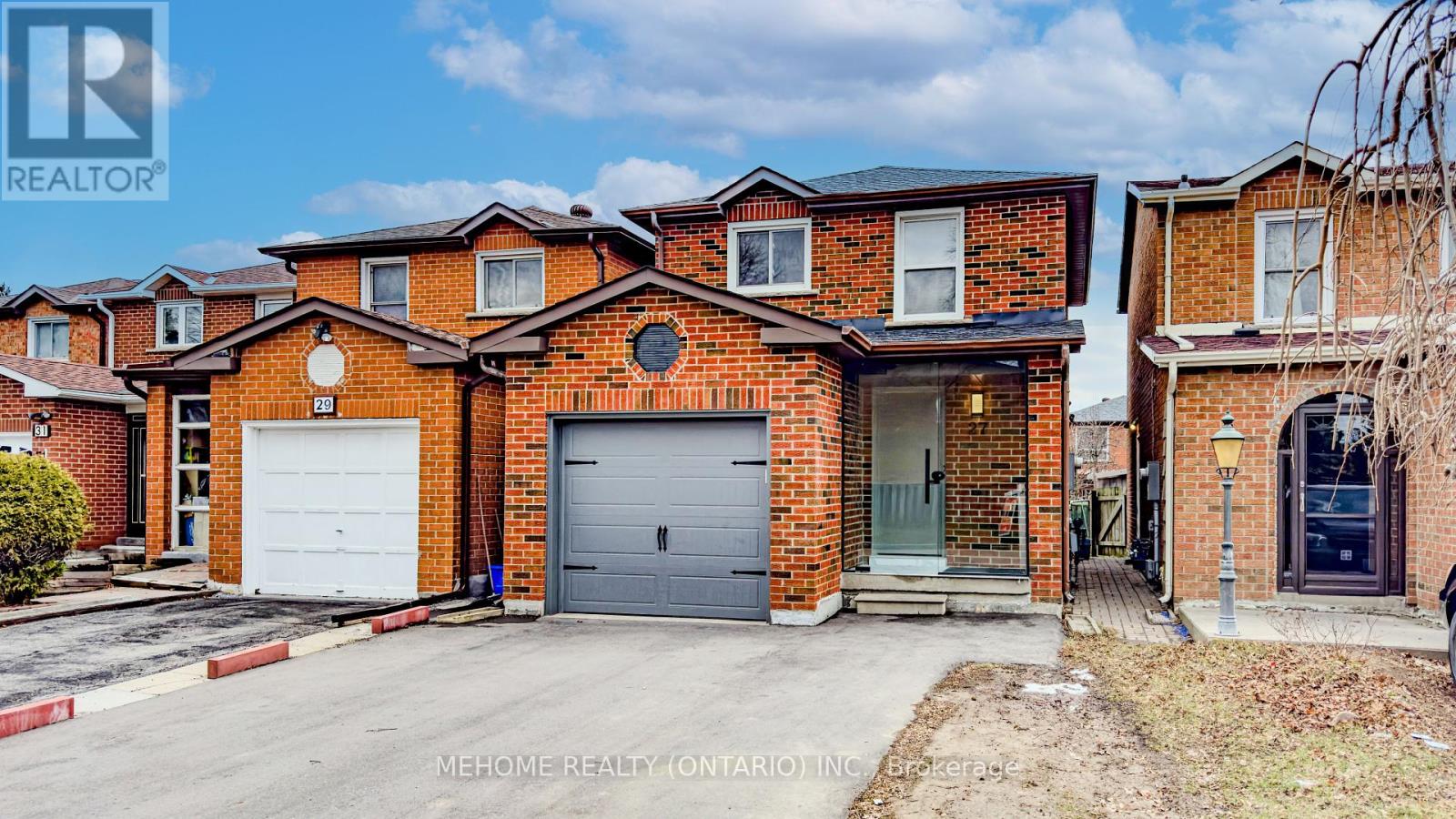27 Debden Road, Markham, Ontario  L3R 6V7 - Photo 1 - N12204040