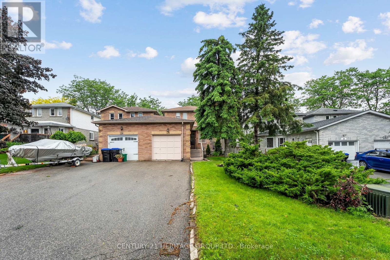 26 Magani Avenue, Bradford West Gwillimbury, Ontario  L3Z 2S7 - Photo 2 - N12204061