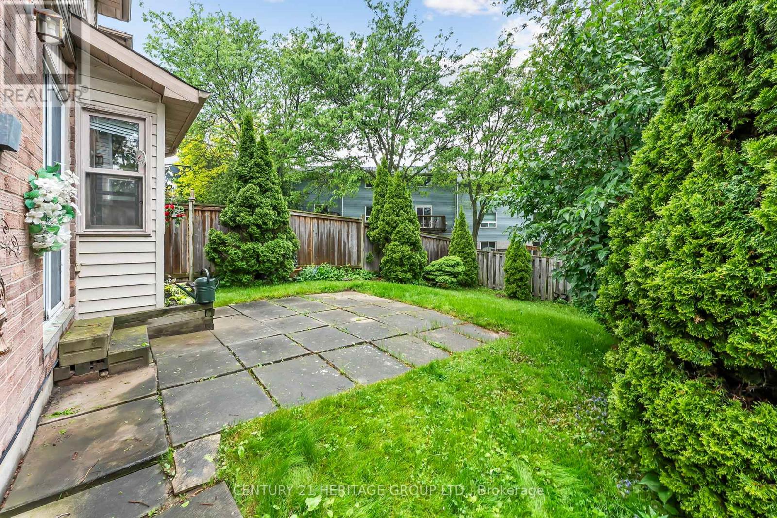 26 Magani Avenue, Bradford West Gwillimbury, Ontario  L3Z 2S7 - Photo 24 - N12204061