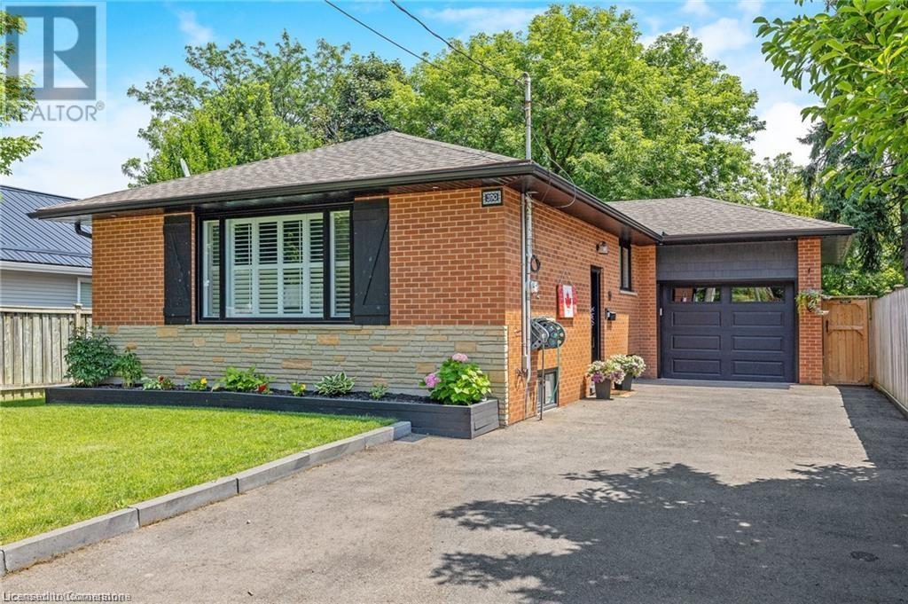390 Woodward Avenue, Milton, Ontario  L9T 1V4 - Photo 3 - 40738478
