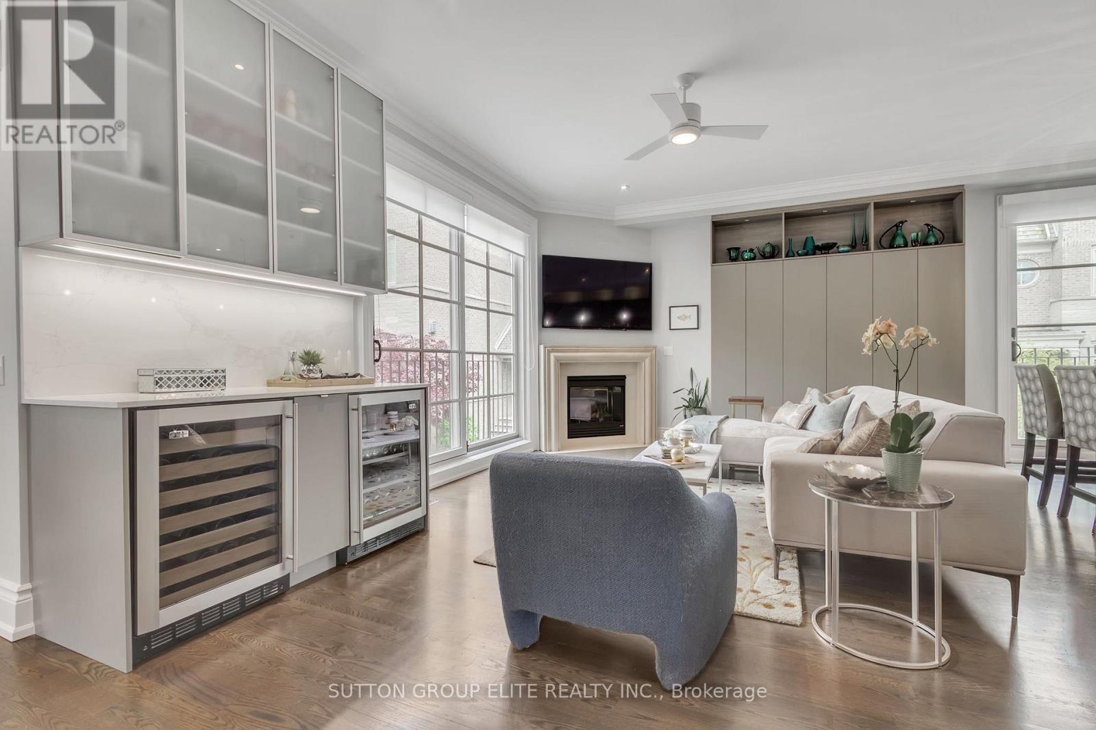 16 Nautical Lane, Toronto, Ontario  M8V 4E7 - Photo 13 - W12204028