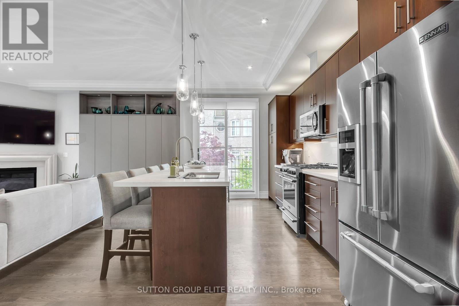 16 Nautical Lane, Toronto, Ontario  M8V 4E7 - Photo 16 - W12204028
