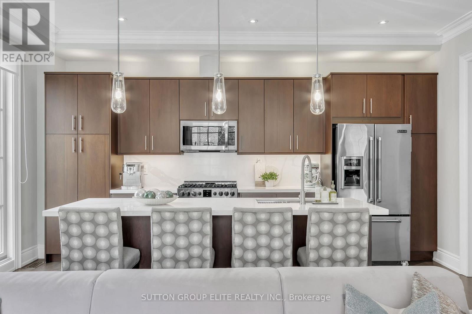 16 Nautical Lane, Toronto, Ontario  M8V 4E7 - Photo 17 - W12204028