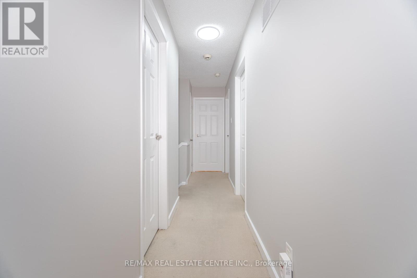 54 Royal Palm Drive, Brampton, Ontario  L6Z 1P6 - Photo 17 - W12204030