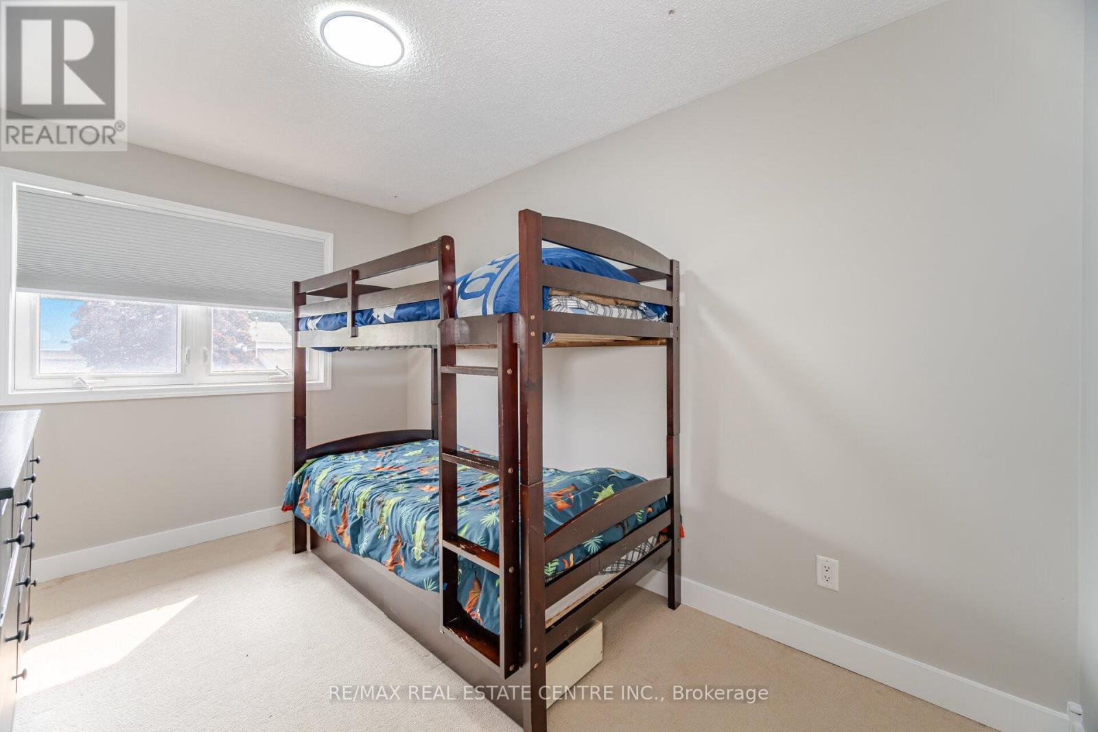 54 Royal Palm Drive, Brampton, Ontario  L6Z 1P6 - Photo 21 - W12204030