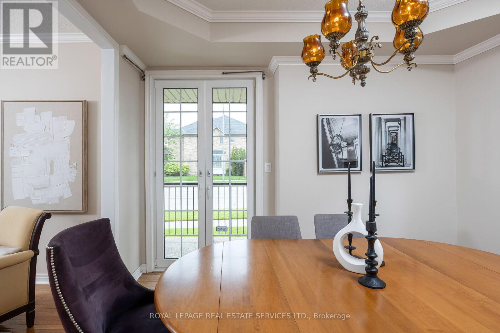 2145 Woodgate Drive, Oakville, Ontario  L6M 4E1 - Photo 10 - W12204041