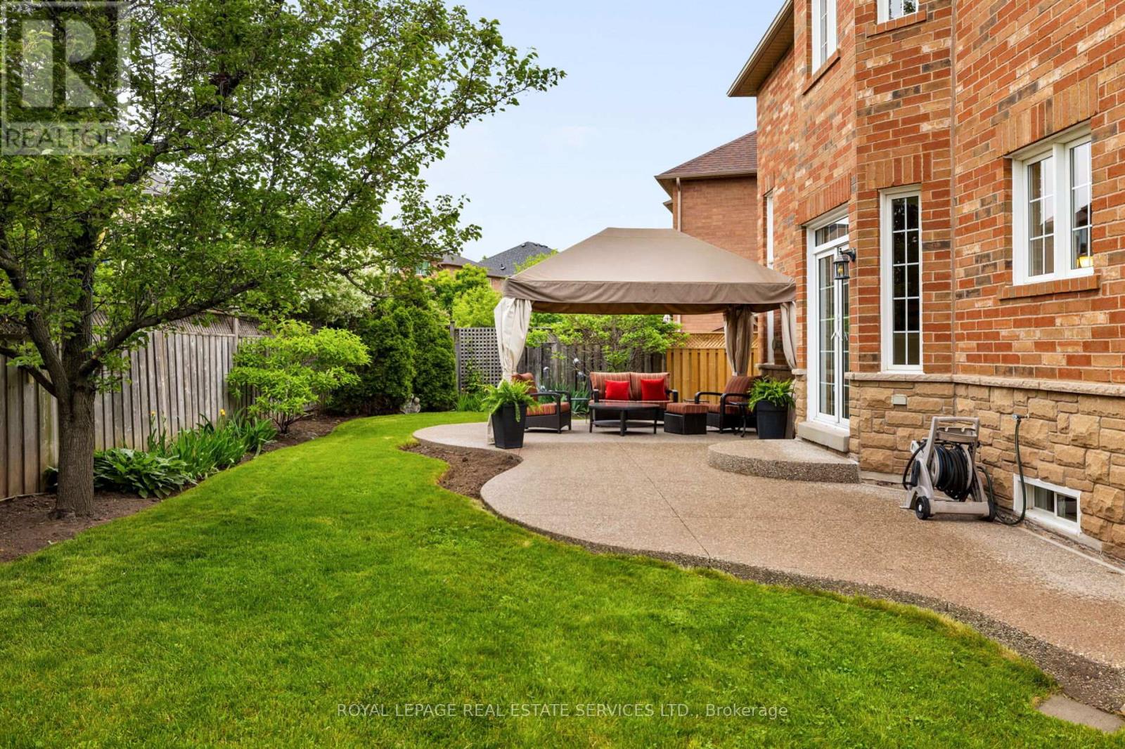 2145 Woodgate Drive, Oakville, Ontario  L6M 4E1 - Photo 41 - W12204041