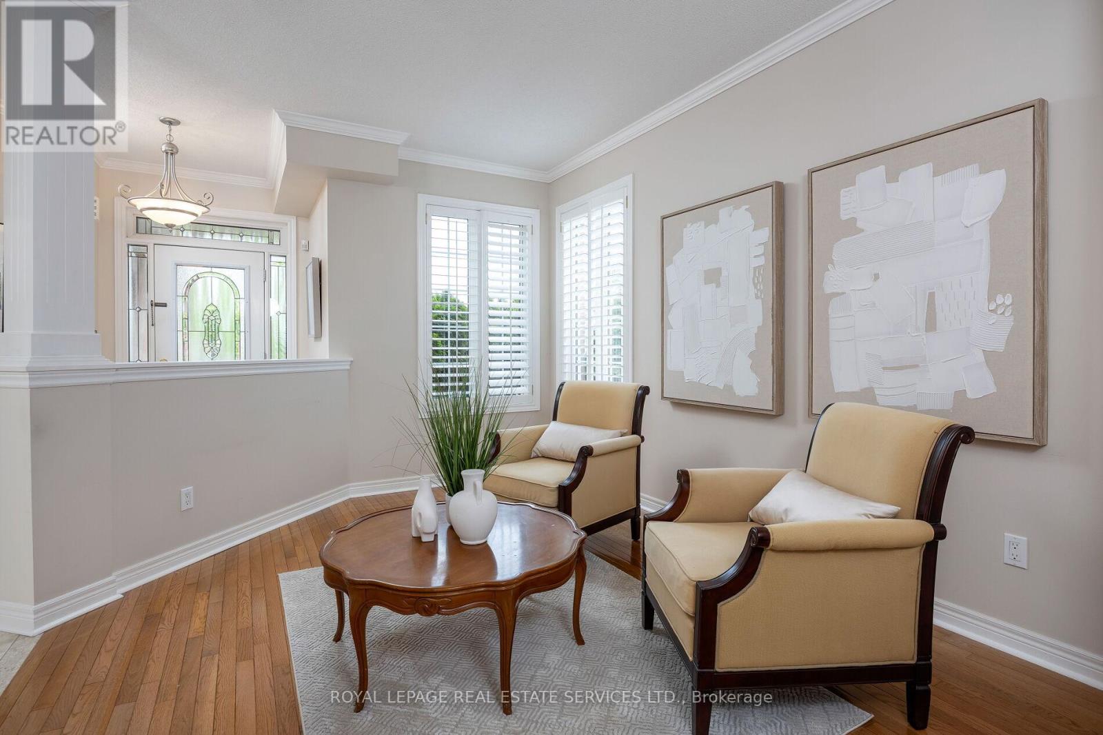 2145 Woodgate Drive, Oakville, Ontario  L6M 4E1 - Photo 7 - W12204041