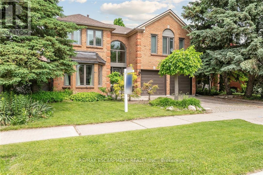 2143 Brays Lane, Oakville, Ontario  L6M 2T2 - Photo 2 - W12204044