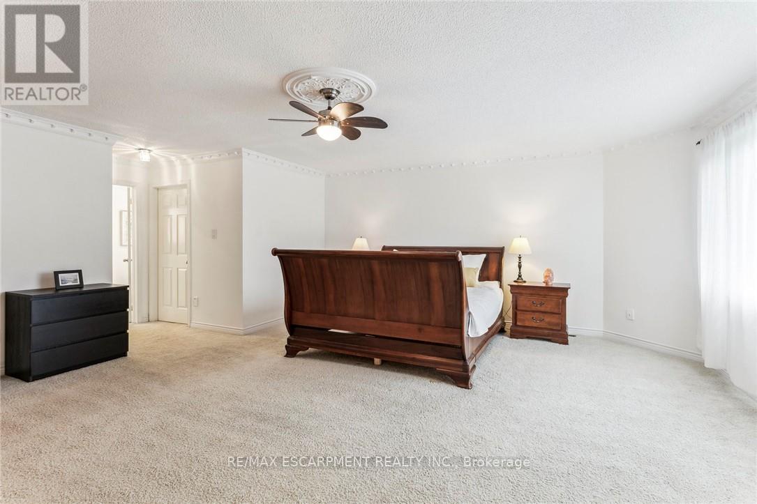 2143 Brays Lane, Oakville, Ontario  L6M 2T2 - Photo 25 - W12204044