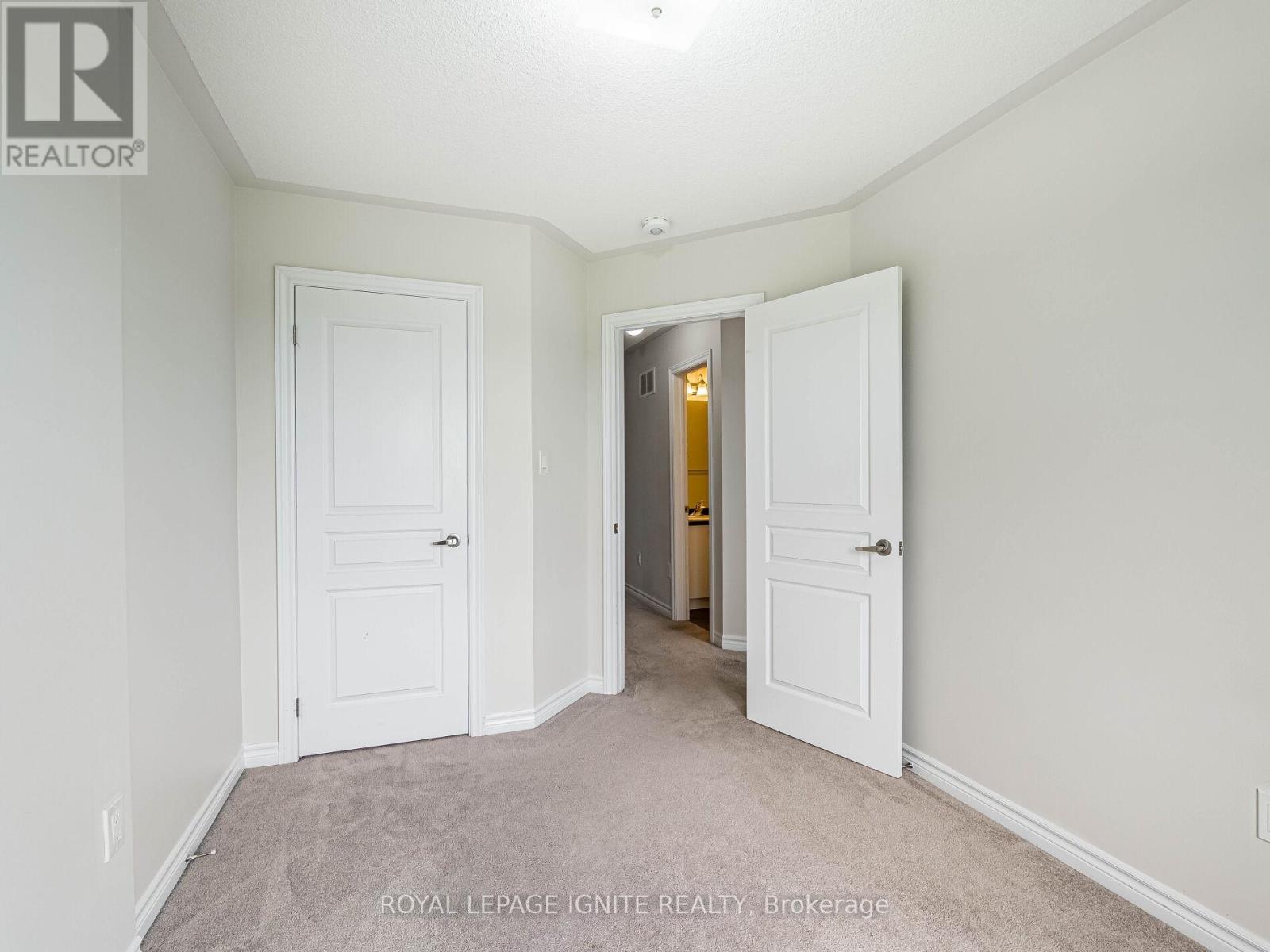 54 - 37 Aspen Hills Road, Brampton, Ontario  L6Y 6E4 - Photo 26 - W12204047