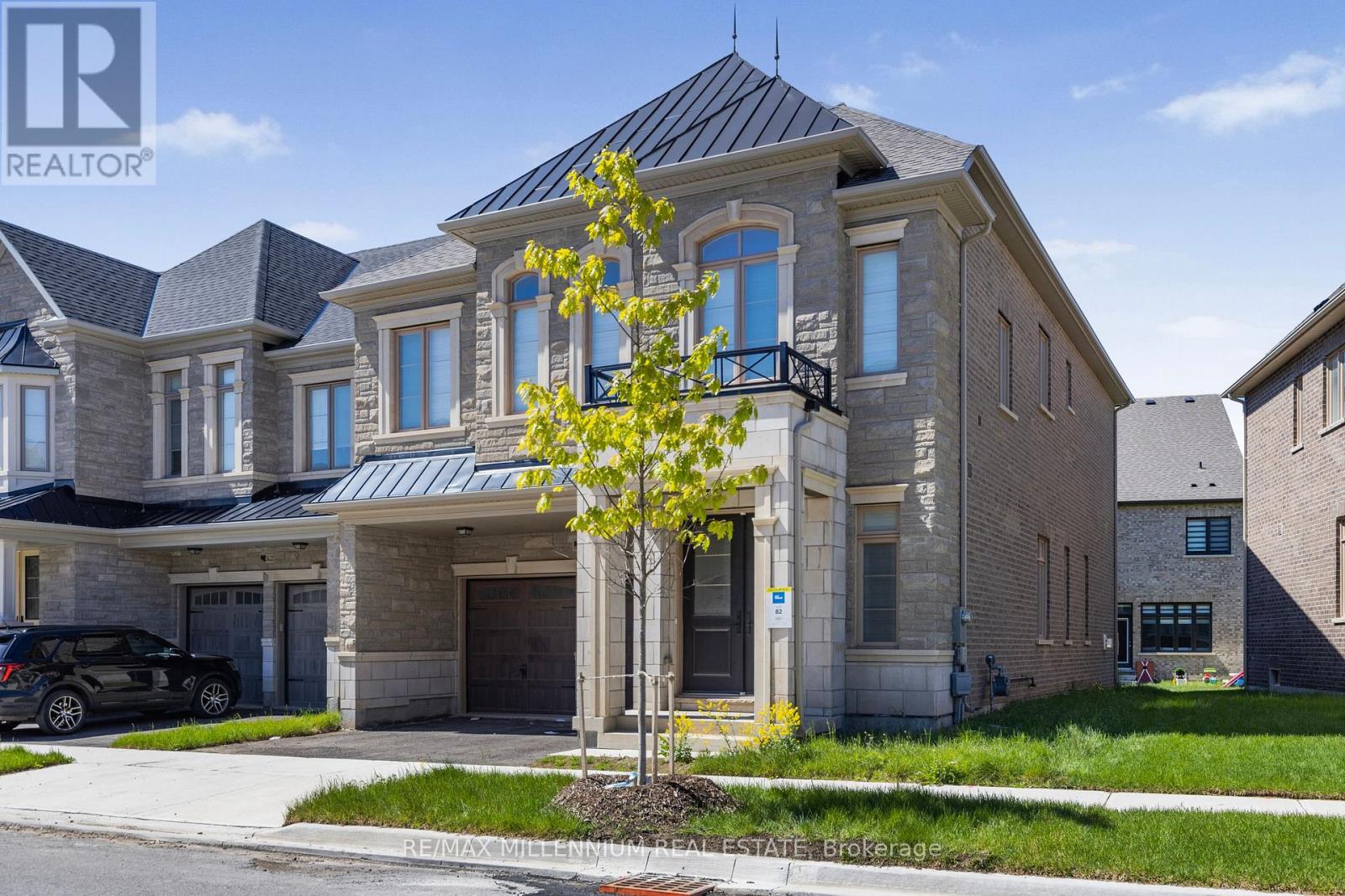 3436 Mosley Gate, Oakville, Ontario  L6H 0Y8 - Photo 3 - W12204048