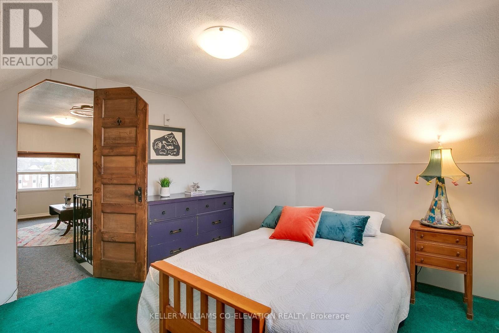 165 Galley Avenue, Toronto, Ontario  M6R 1H3 - Photo 30 - W12204051