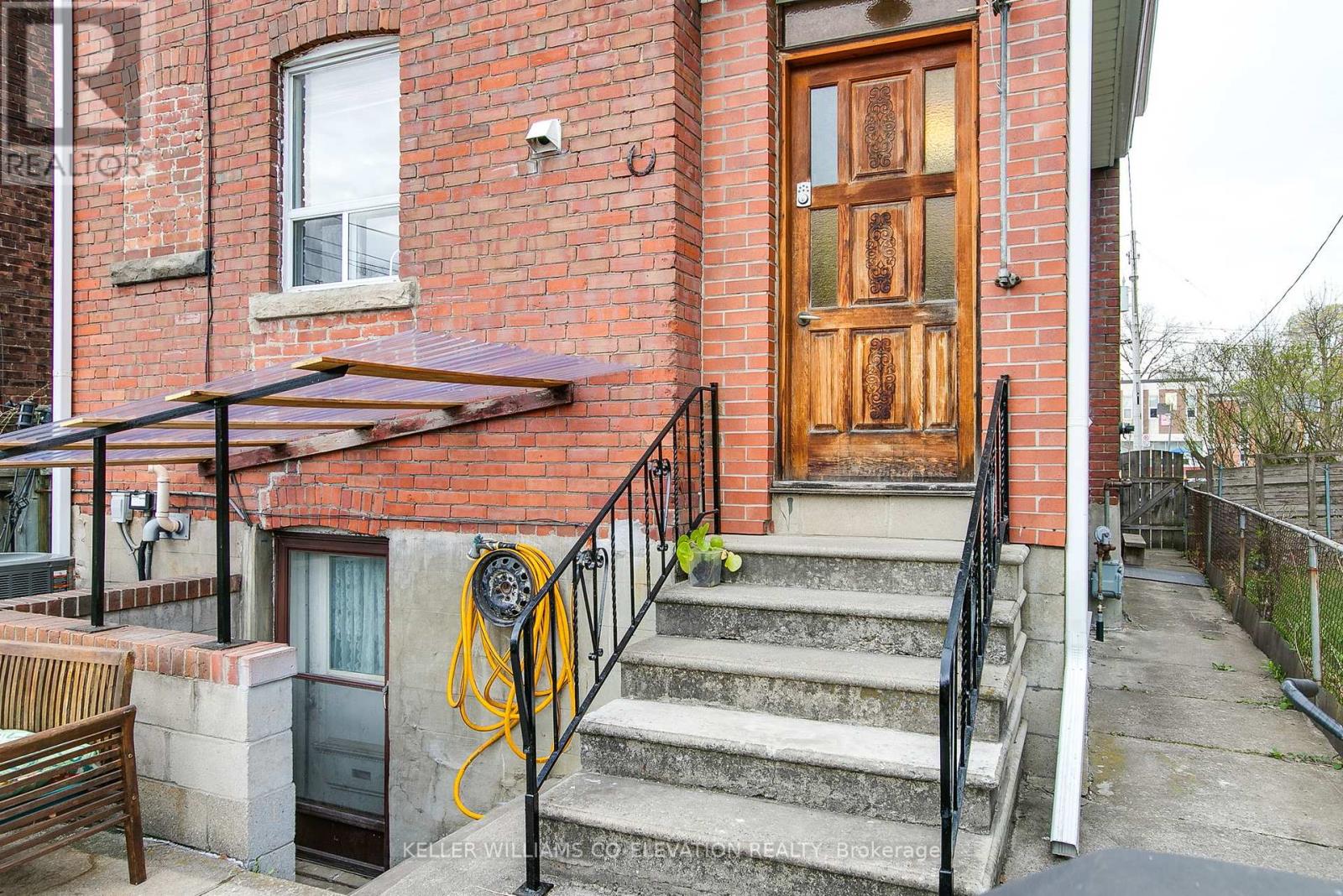 165 Galley Avenue, Toronto, Ontario  M6R 1H3 - Photo 43 - W12204051