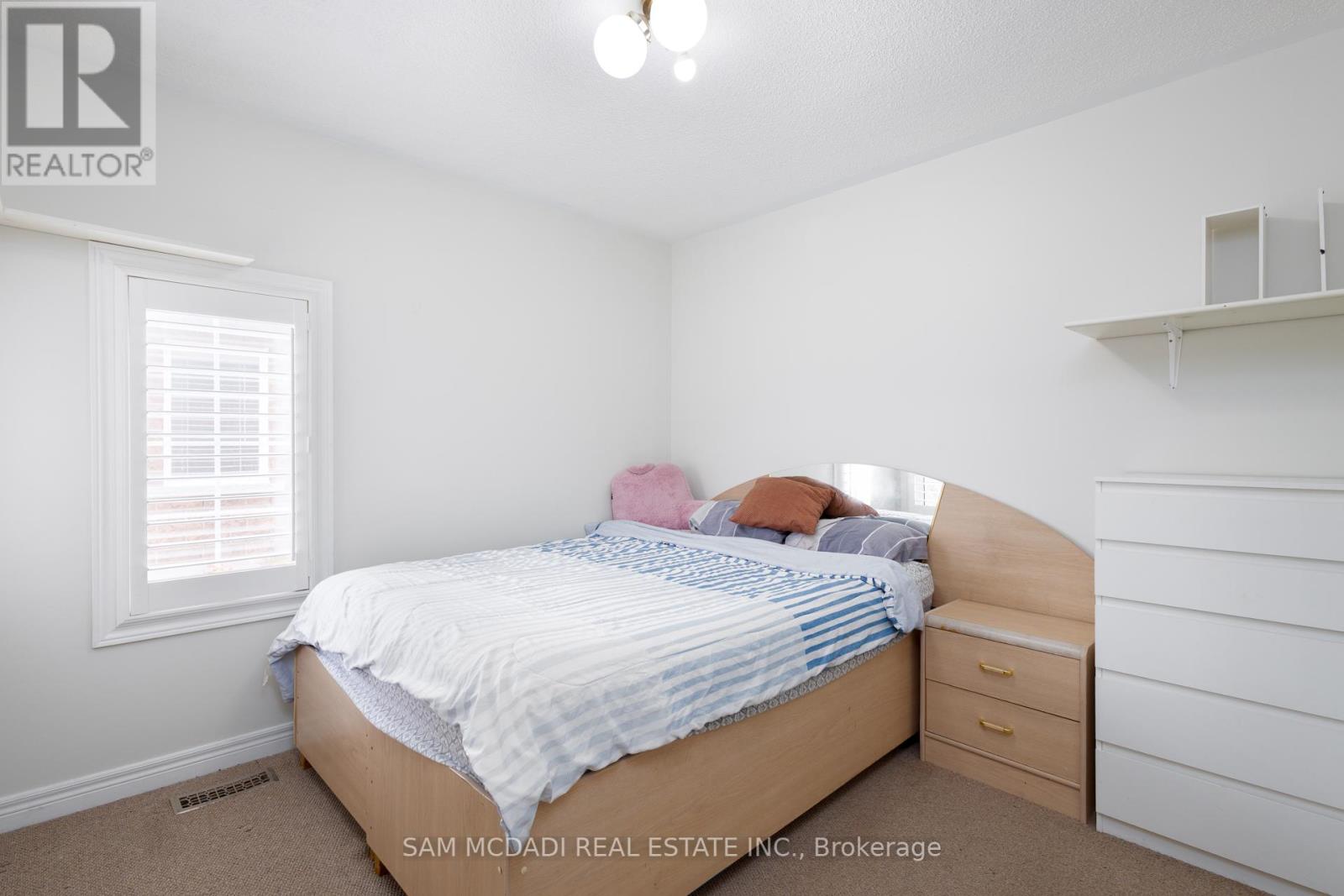 2530 Nichols Drive, Oakville, Ontario  L6H 7L3 - Photo 29 - W12204052
