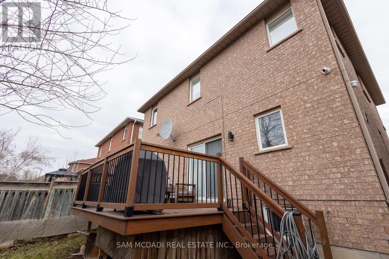 2530 Nichols Drive, Oakville, Ontario  L6H 7L3 - Photo 43 - W12204052