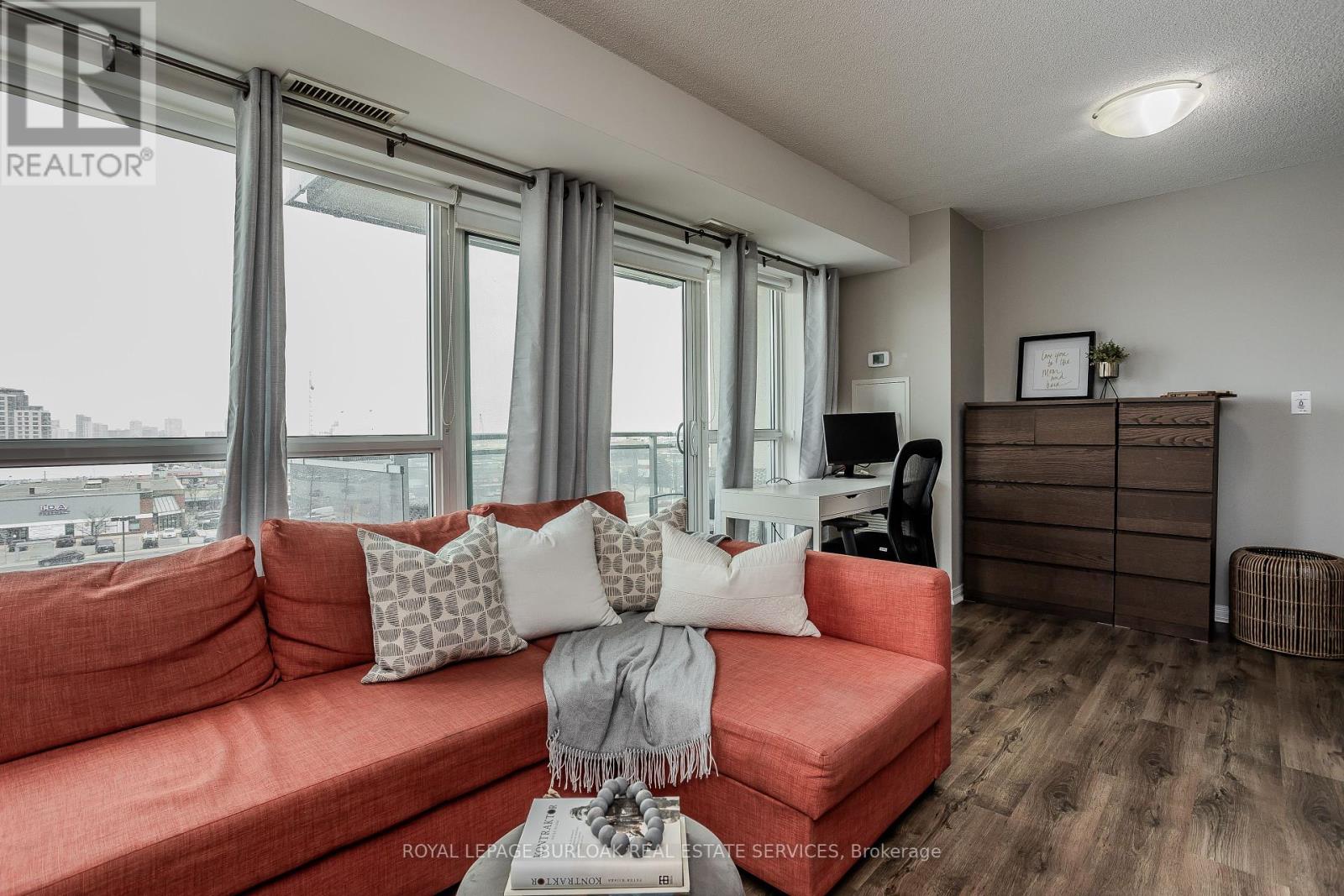 602 - 215 Queen Street E, Brampton, Ontario  L6W 0A9 - Photo 16 - W12204055