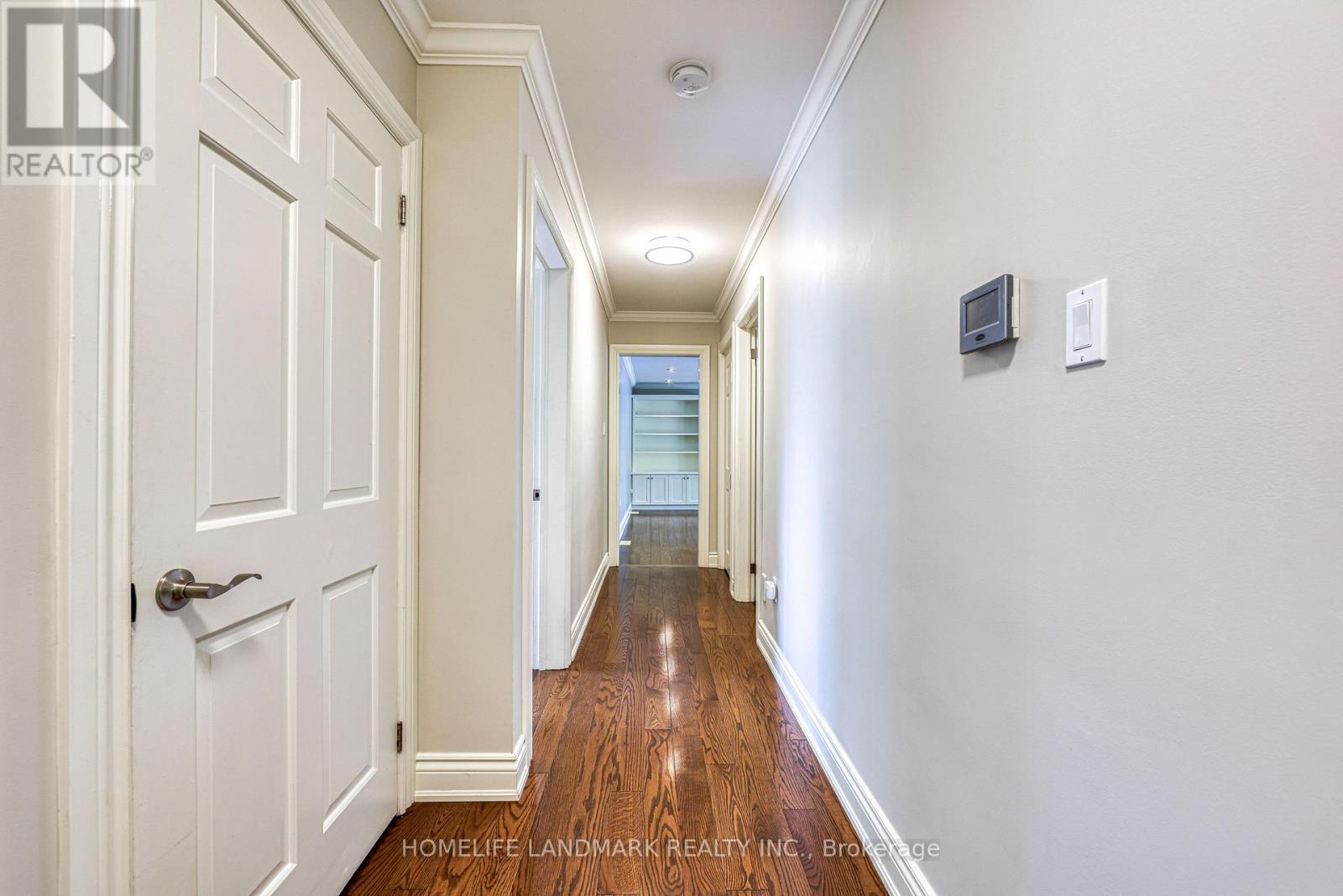 1485 Durham Street, Oakville, Ontario  L6J 2P4 - Photo 11 - W12204064